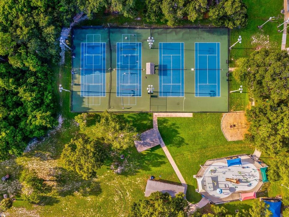 На продажу: $825,000 (3 спален, 2 ванн, 2094 Квадратных фут)