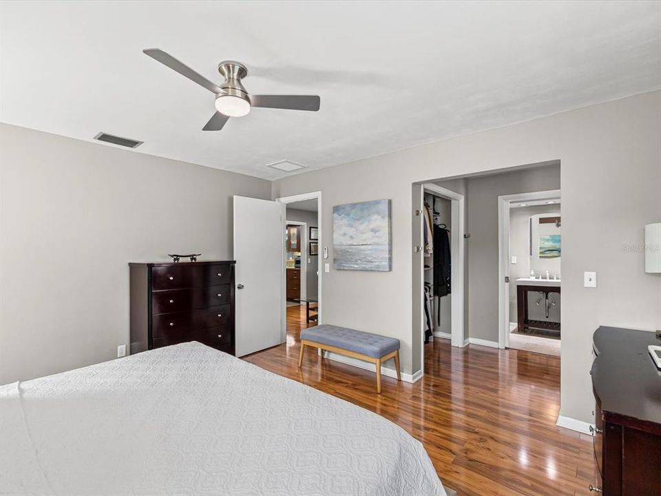 На продажу: $825,000 (3 спален, 2 ванн, 2094 Квадратных фут)