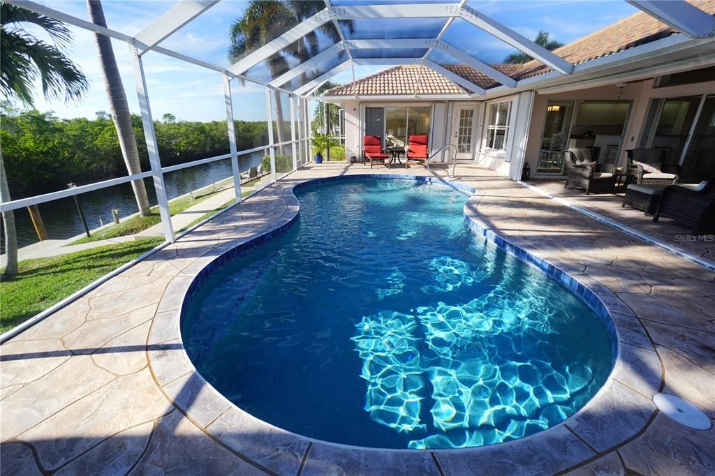 待售: $685,000 (3 贝兹, 2 浴室, 2160 平方英尺)