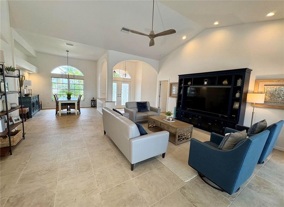 待售: $685,000 (3 贝兹, 2 浴室, 2160 平方英尺)