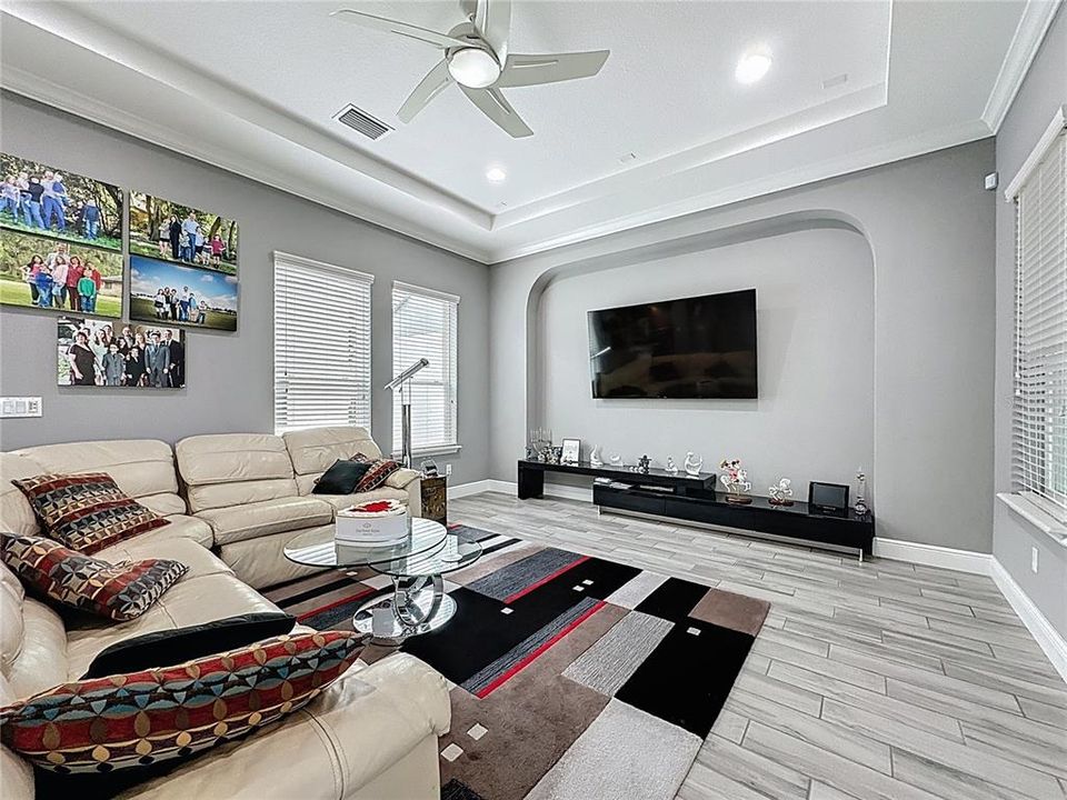 For Sale: $625,000 (4 beds, 3 baths, 2756 Square Feet)