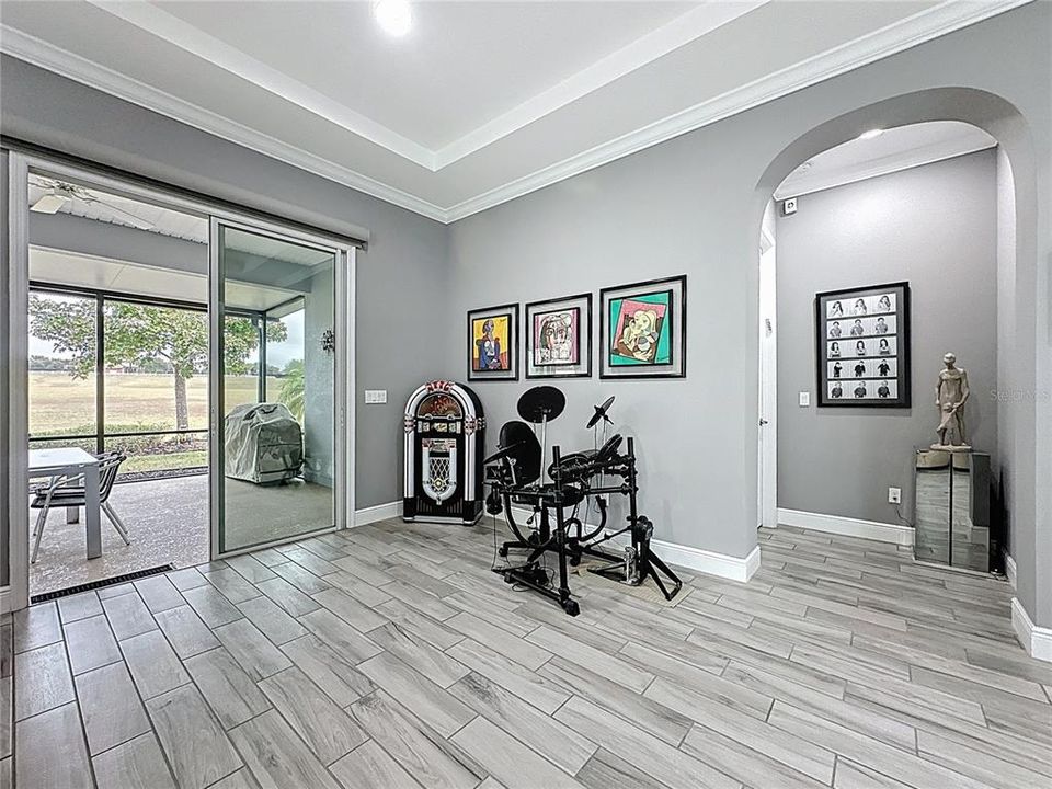 For Sale: $625,000 (4 beds, 3 baths, 2756 Square Feet)