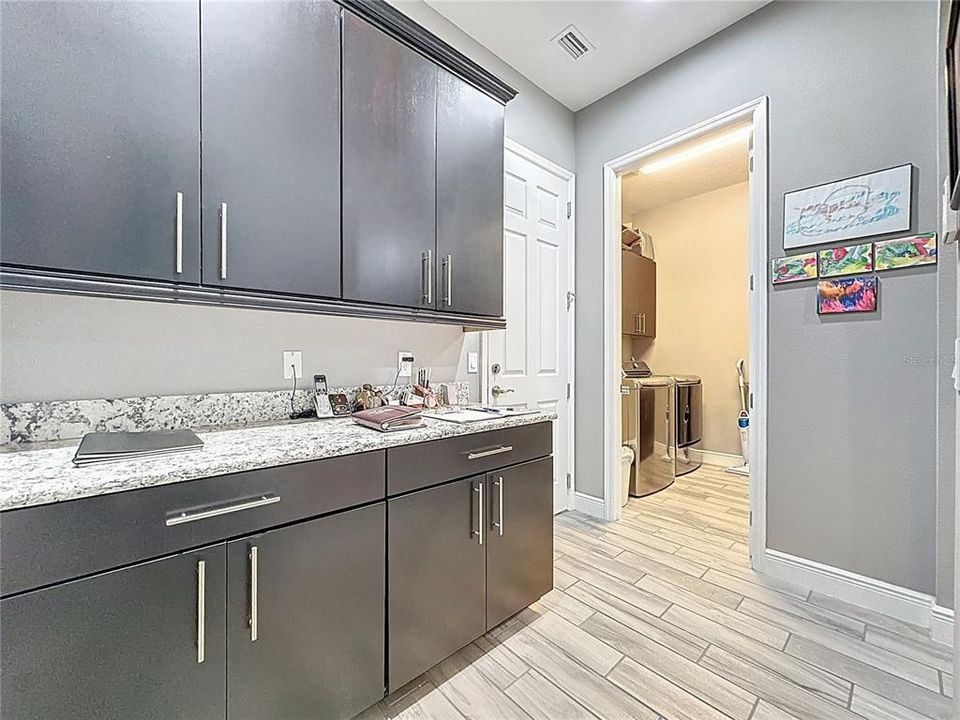 For Sale: $625,000 (4 beds, 3 baths, 2756 Square Feet)