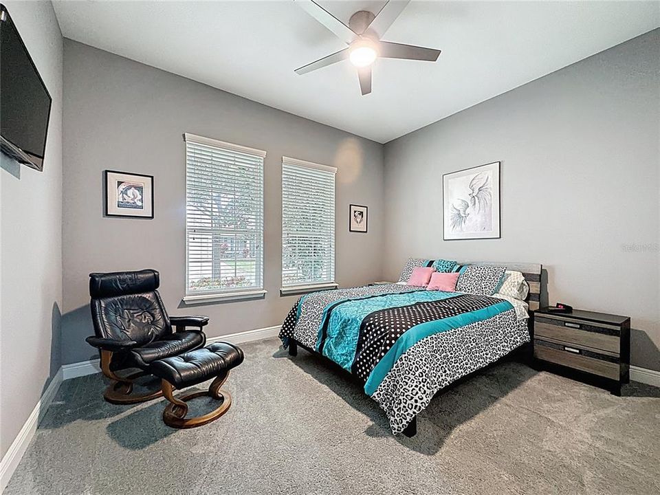 For Sale: $625,000 (4 beds, 3 baths, 2756 Square Feet)