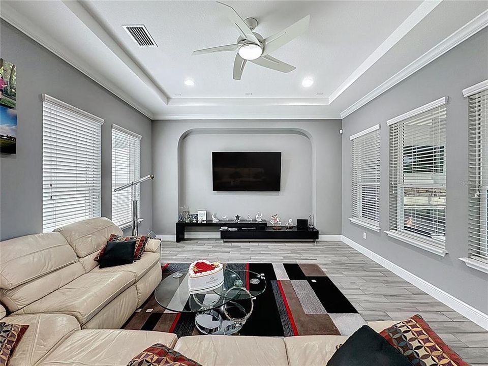 For Sale: $625,000 (4 beds, 3 baths, 2756 Square Feet)