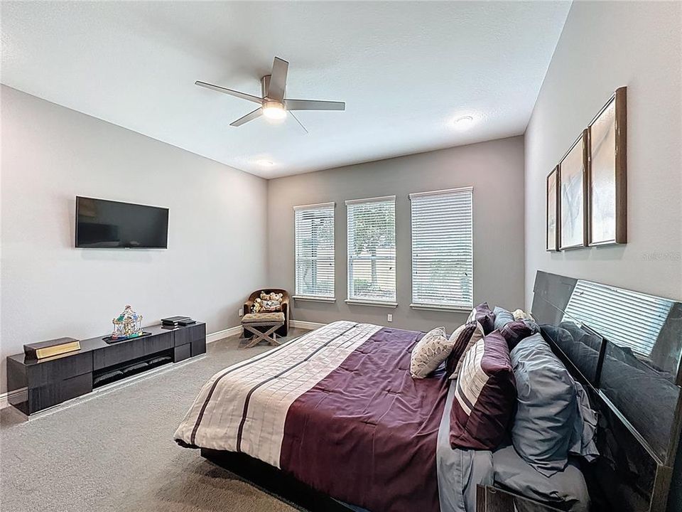 For Sale: $625,000 (4 beds, 3 baths, 2756 Square Feet)