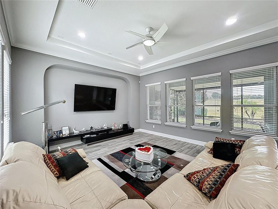 For Sale: $625,000 (4 beds, 3 baths, 2756 Square Feet)