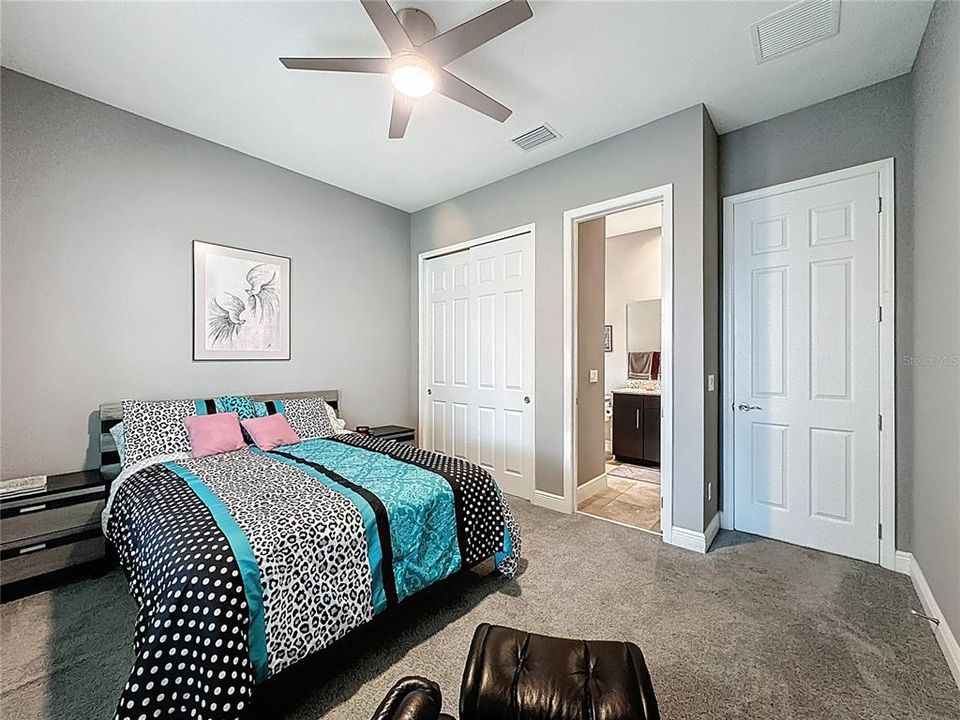 For Sale: $625,000 (4 beds, 3 baths, 2756 Square Feet)