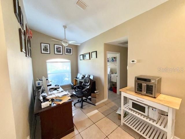 В аренду: $2,395 (3 спален, 2 ванн, 1895 Квадратных фут)