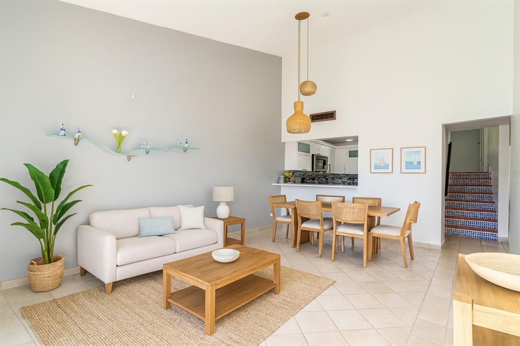 For Sale: $550,000 (3 beds, 2 baths, 1388 Square Feet)