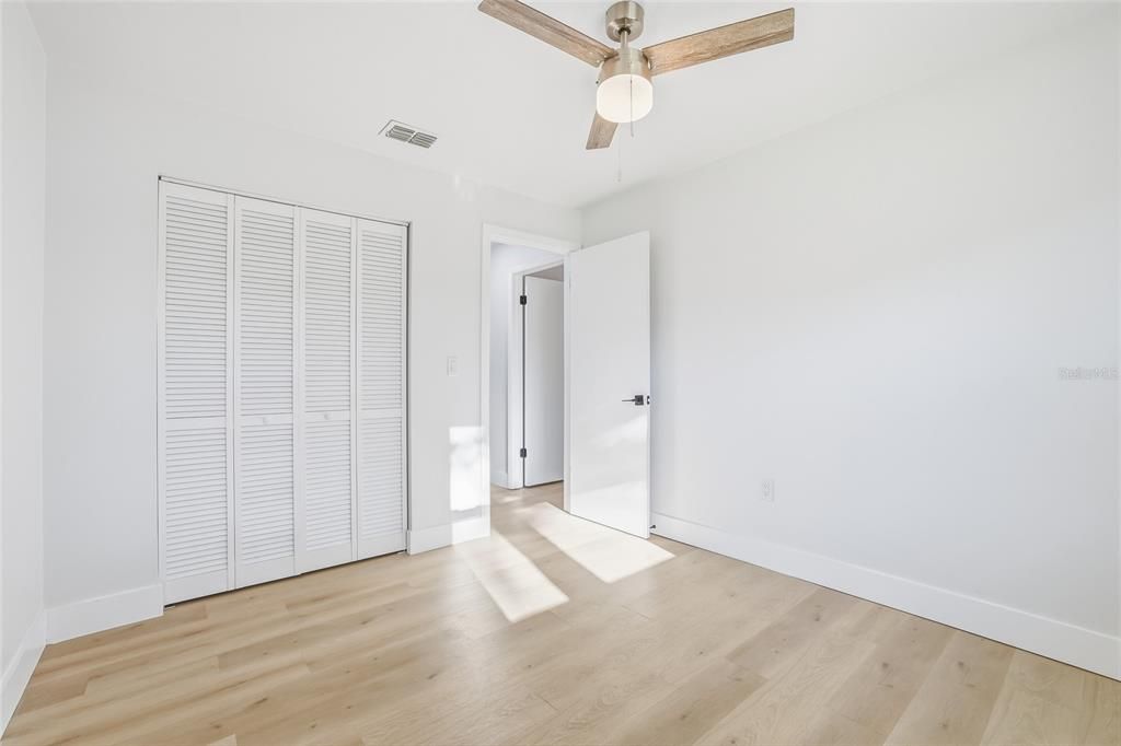 На продажу: $439,900 (4 спален, 2 ванн, 1506 Квадратных фут)