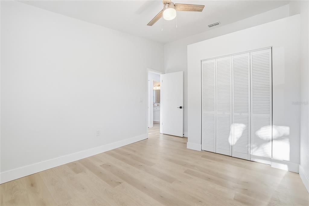 На продажу: $439,900 (4 спален, 2 ванн, 1506 Квадратных фут)