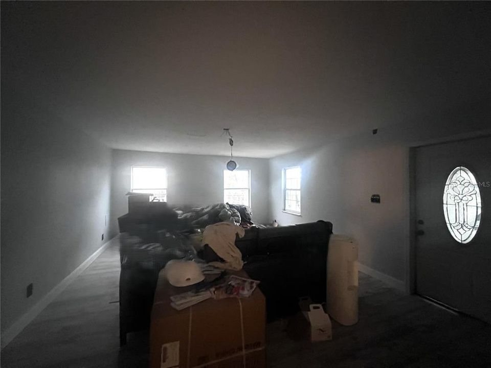 For Sale: $280,000 (5 beds, 3 baths, 1858 Square Feet)