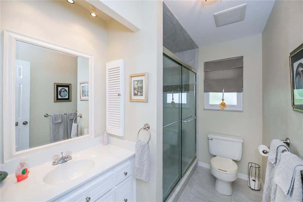 待售: $549,000 (4 贝兹, 3 浴室, 2164 平方英尺)