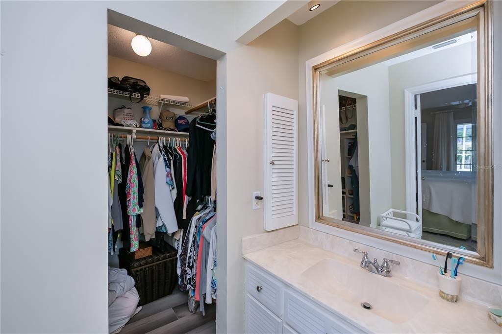 待售: $549,000 (4 贝兹, 3 浴室, 2164 平方英尺)