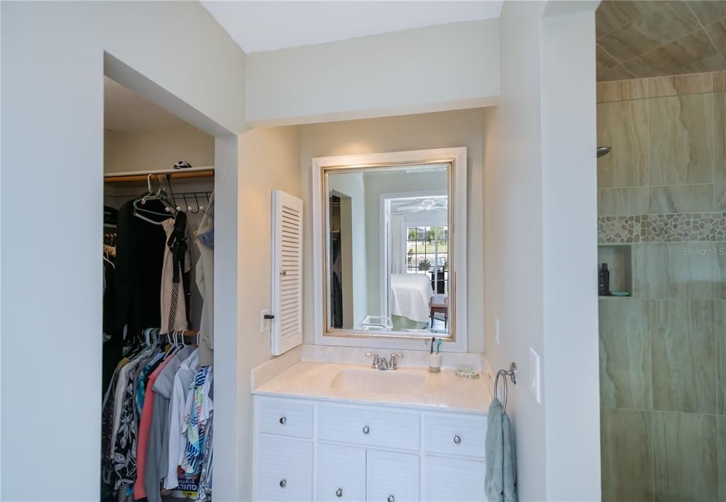 待售: $549,000 (4 贝兹, 3 浴室, 2164 平方英尺)