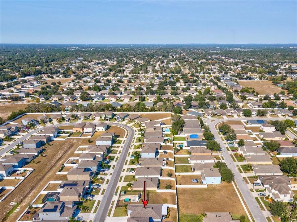 For Sale: $335,000 (4 beds, 2 baths, 1939 Square Feet)