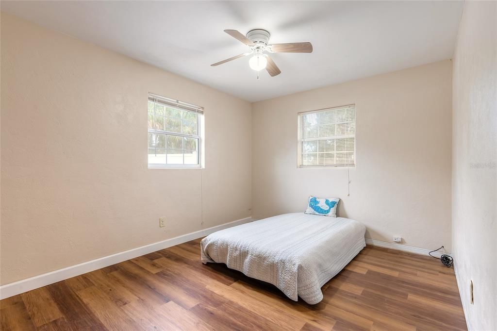 En Venta: $259,900 (2 camas, 2 baños, 1270 Pies cuadrados)