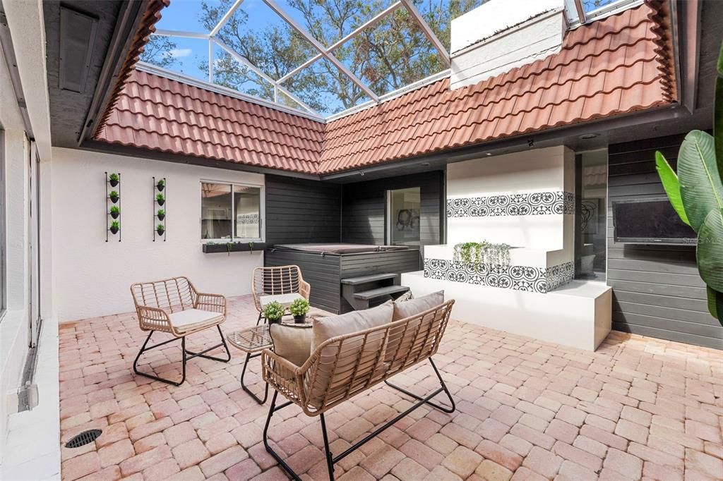 En Venta: $729,900 (4 camas, 2 baños, 2445 Pies cuadrados)