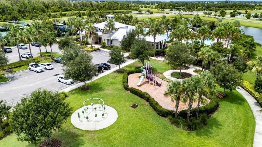 For Sale: $459,999 (3 beds, 2 baths, 1998 Square Feet)