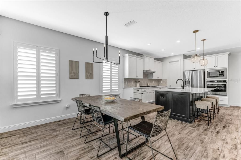 For Sale: $459,999 (3 beds, 2 baths, 1998 Square Feet)