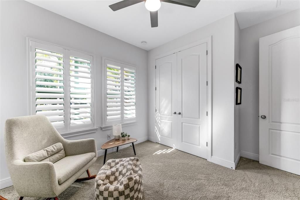 For Sale: $459,999 (3 beds, 2 baths, 1998 Square Feet)