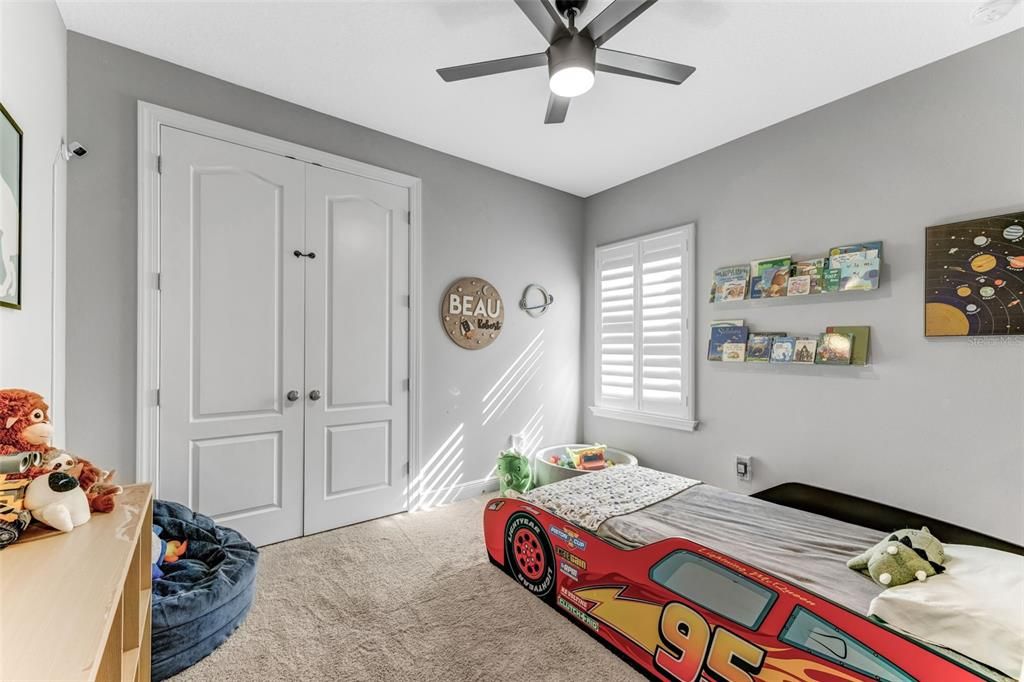 For Sale: $459,999 (3 beds, 2 baths, 1998 Square Feet)