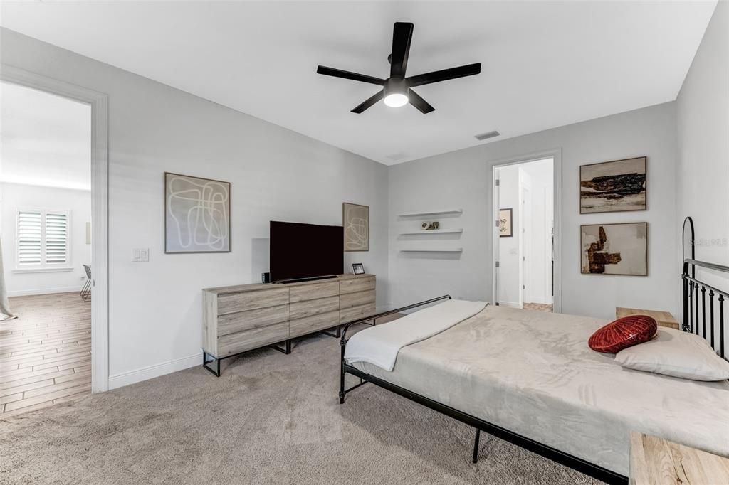 For Sale: $459,999 (3 beds, 2 baths, 1998 Square Feet)