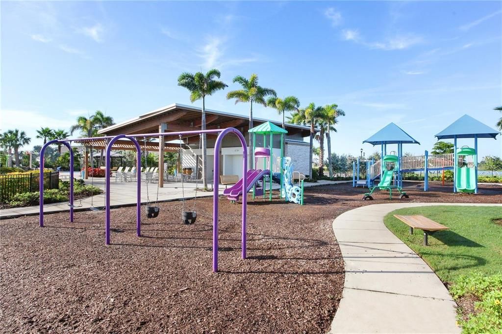 For Sale: $459,999 (3 beds, 2 baths, 1998 Square Feet)