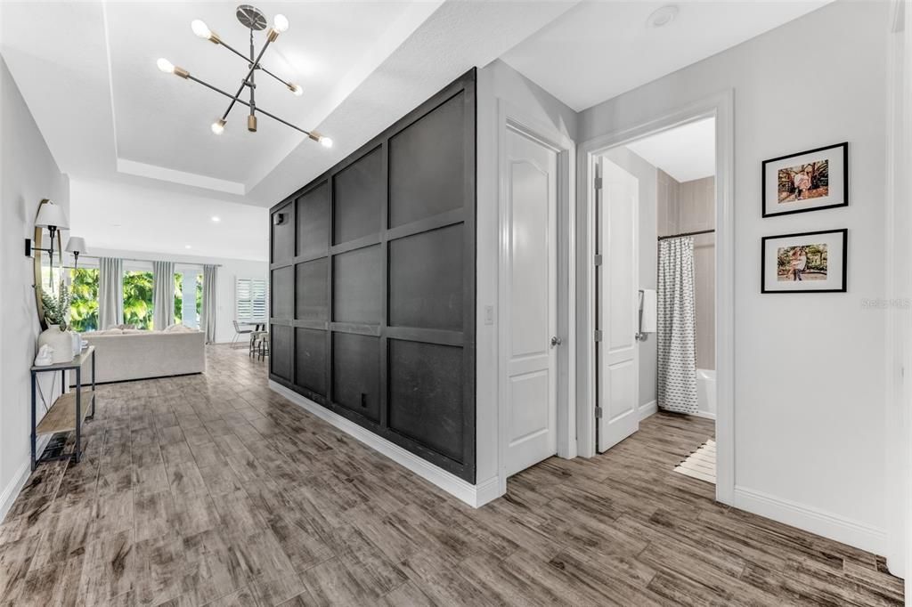 For Sale: $459,999 (3 beds, 2 baths, 1998 Square Feet)