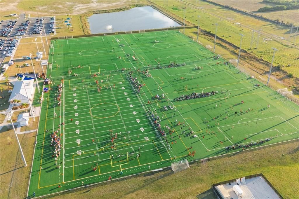 For Sale: $459,999 (3 beds, 2 baths, 1998 Square Feet)