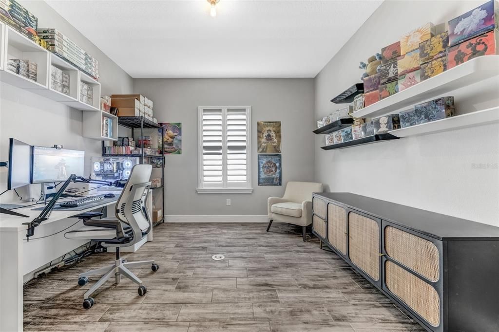 For Sale: $459,999 (3 beds, 2 baths, 1998 Square Feet)