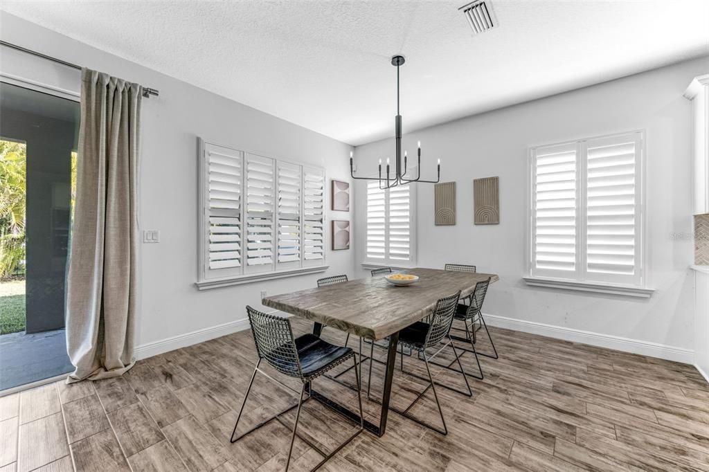 For Sale: $459,999 (3 beds, 2 baths, 1998 Square Feet)