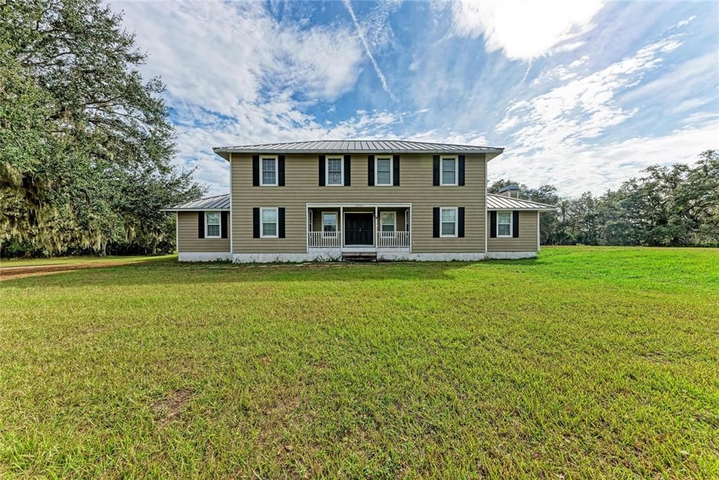 For Sale: $499,000 (4 beds, 4 baths, 3270 Square Feet)