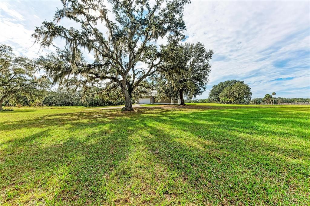 For Sale: $499,000 (4 beds, 4 baths, 3270 Square Feet)