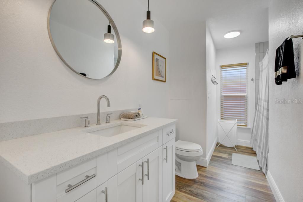 For Rent: $3,200 (3 beds, 2 baths, 1577 Square Feet)