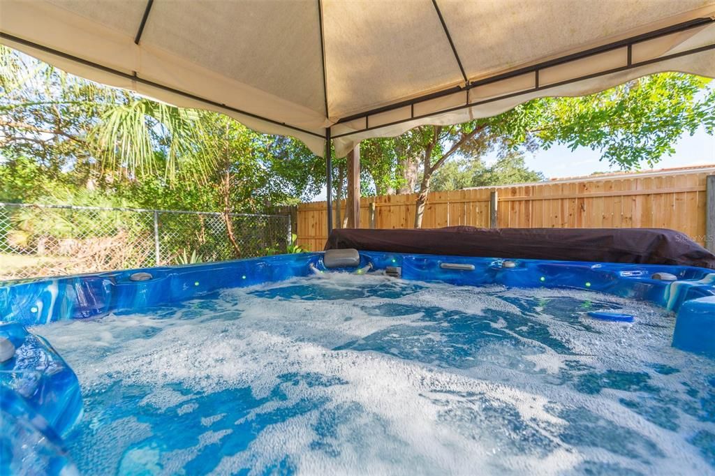 For Rent: $3,200 (3 beds, 2 baths, 1577 Square Feet)