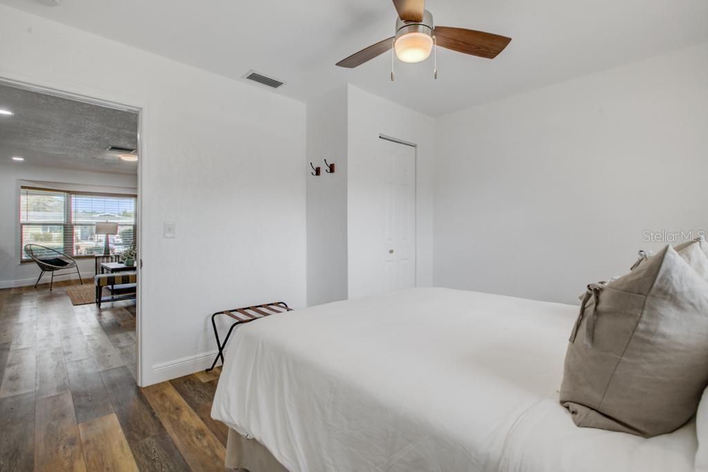 For Rent: $3,200 (3 beds, 2 baths, 1577 Square Feet)