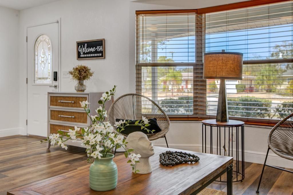 For Rent: $3,200 (3 beds, 2 baths, 1577 Square Feet)