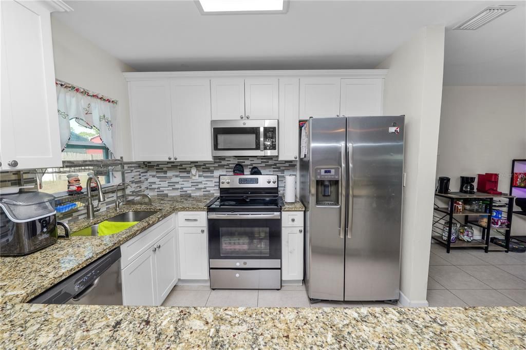 For Sale: $387,000 (3 beds, 2 baths, 1224 Square Feet)