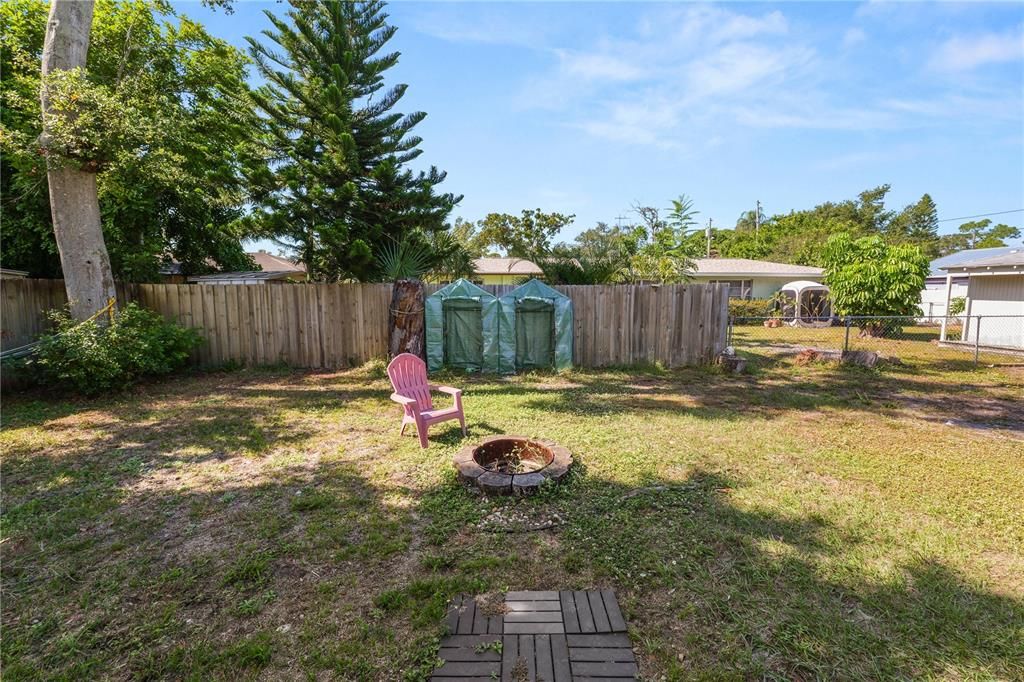 For Sale: $387,000 (3 beds, 2 baths, 1224 Square Feet)