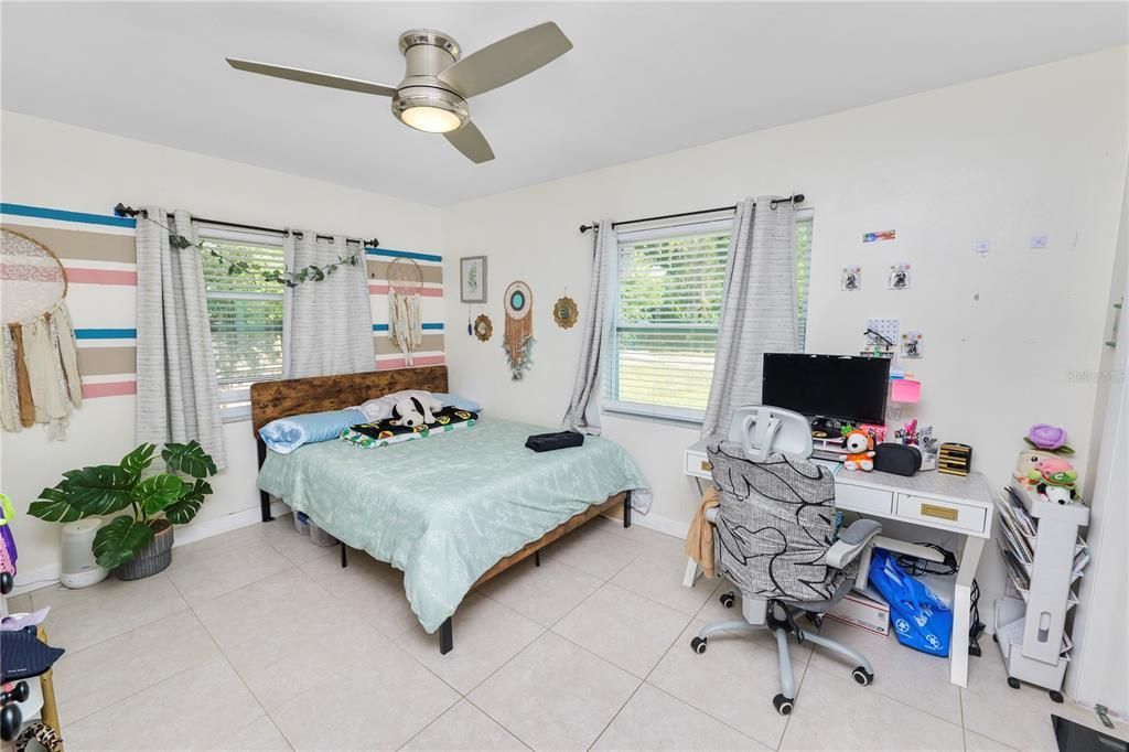 For Sale: $387,000 (3 beds, 2 baths, 1224 Square Feet)