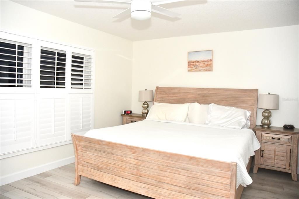 For Sale: $407,740 (3 beds, 3 baths, 1628 Square Feet)