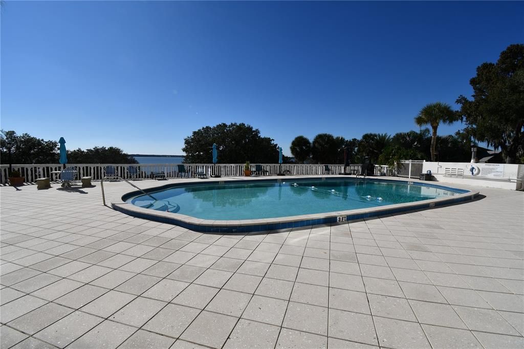 For Sale: $407,740 (3 beds, 3 baths, 1628 Square Feet)