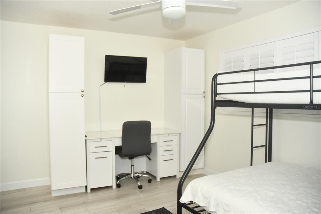 For Sale: $407,740 (3 beds, 3 baths, 1628 Square Feet)