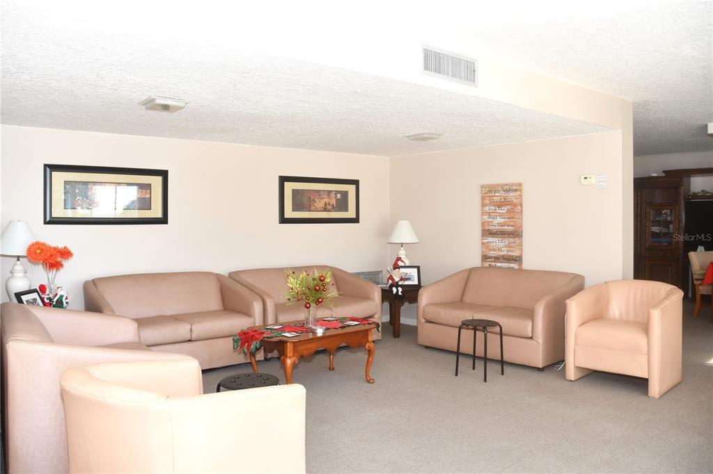 For Sale: $407,740 (3 beds, 3 baths, 1628 Square Feet)