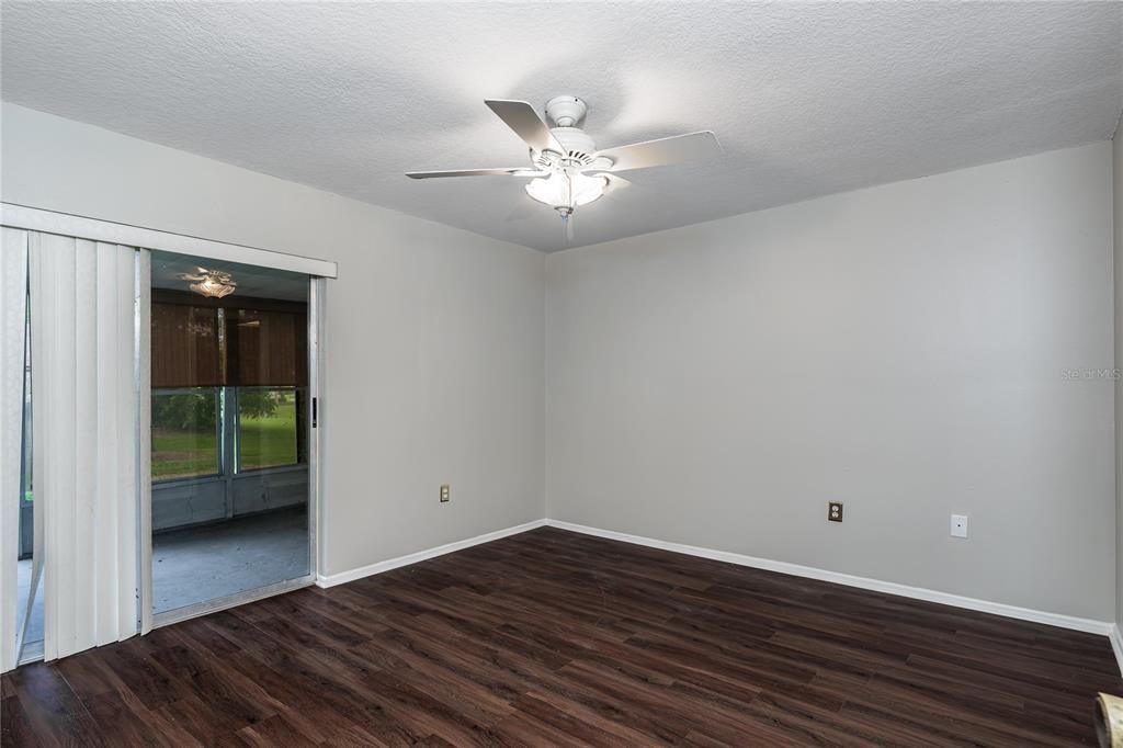 В аренду: $1,650 (2 спален, 2 ванн, 960 Квадратных фут)