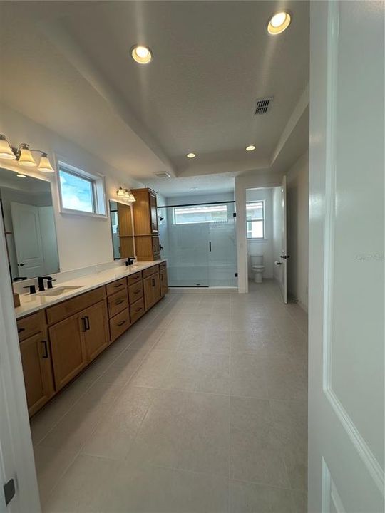 出租: $3,500 (3 贝兹, 3 浴室, 2043 平方英尺)