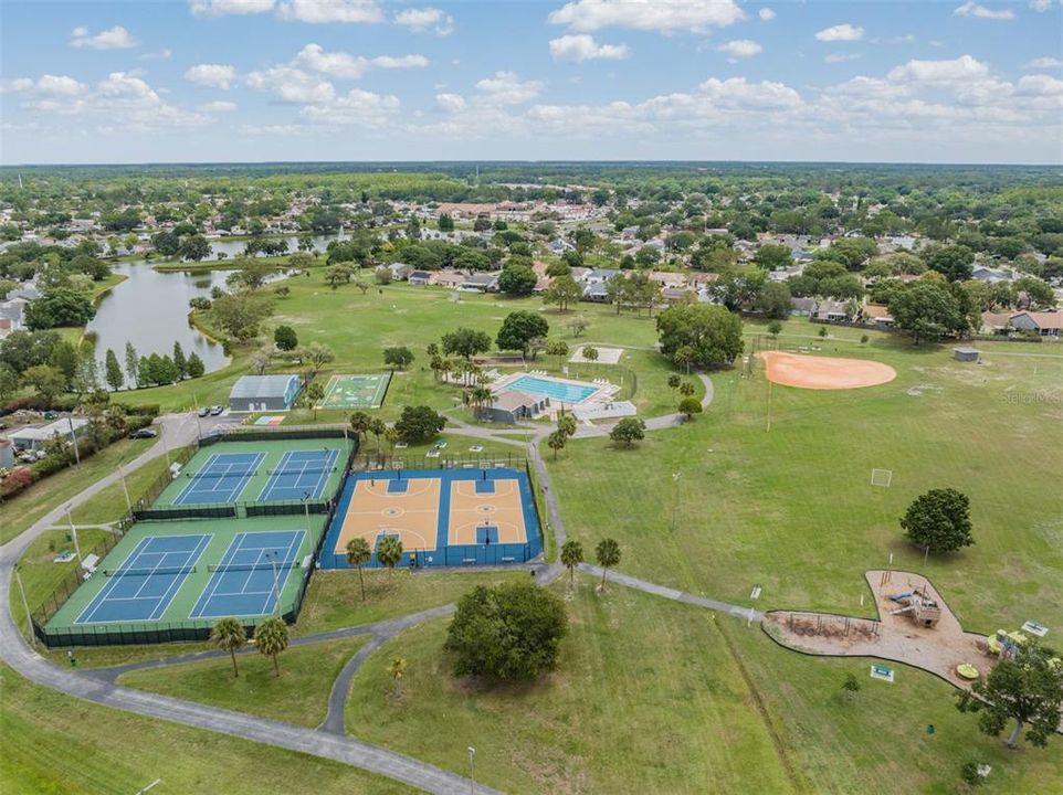 На продажу: $375,000 (3 спален, 2 ванн, 1244 Квадратных фут)