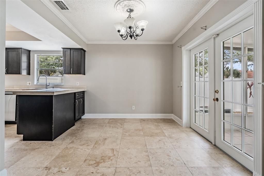 На продажу: $375,000 (3 спален, 2 ванн, 1244 Квадратных фут)